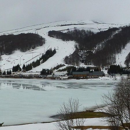 Super-Besse Residence Le Lac Bleu Serviere Chez Lorenzo Et Severine エクステリア 写真