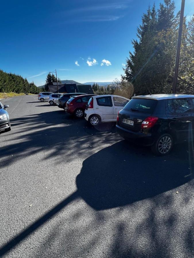 Super-Besse Residence Le Lac Bleu Serviere Chez Lorenzo Et Severine エクステリア 写真